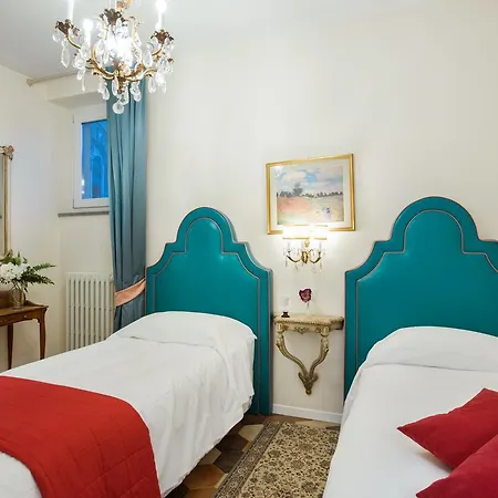 Signoria Square Apartment *
