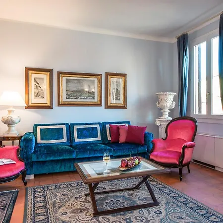 Apartment Signoria Square *