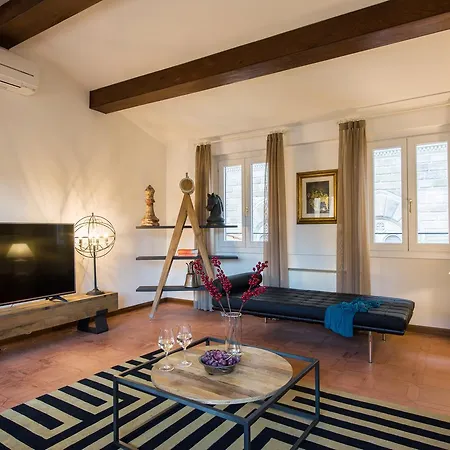 Signoria Square Apartment Florence